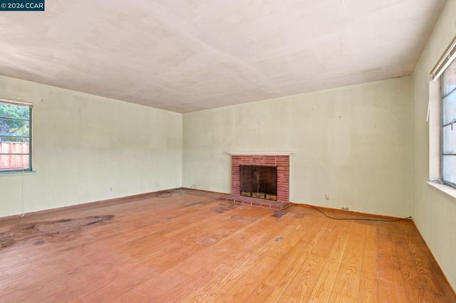 1224 Hale Dr, Concord, CA 94518