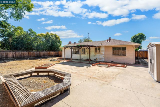 1224 Hale Dr, Concord, CA 94518