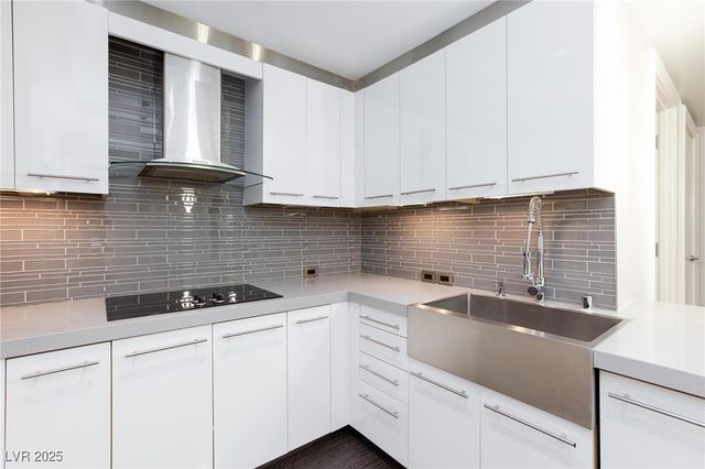 2700 Las Vegas Boulevard 3102, Las Vegas, NV 89109