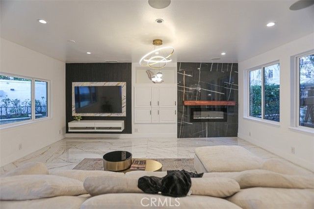 6525 Fremont, Huntington Beach, CA 92648