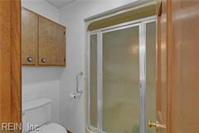 954 Bar Neck RD, Port Haywood, VA 23138