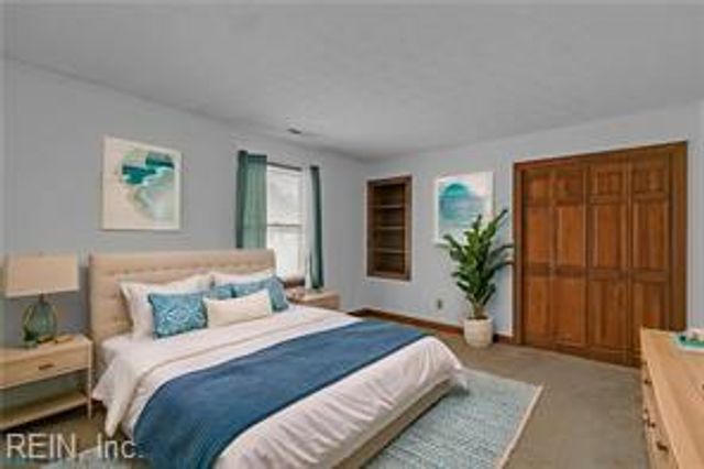 954 Bar Neck RD, Port Haywood, VA 23138