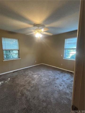 206 N Erie, Russellville, AR 72801