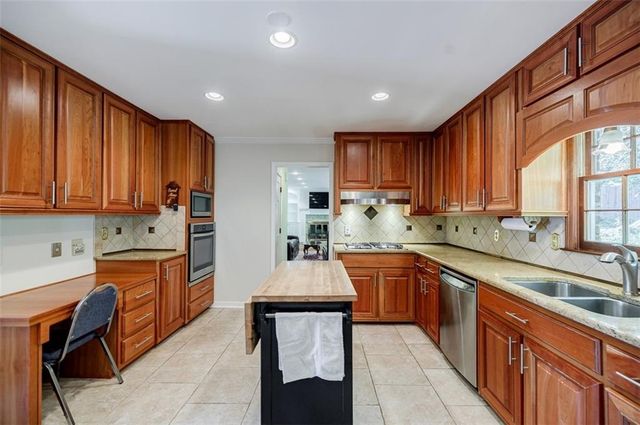 1293 Witham Drive, Dunwoody, GA 30338