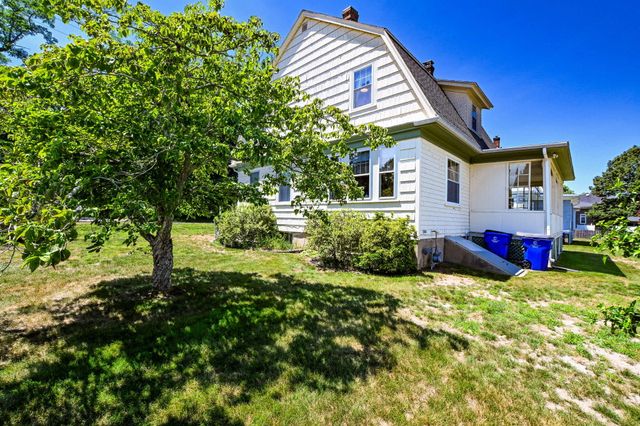 1067 Sandwich Road, Sagamore, MA 02561