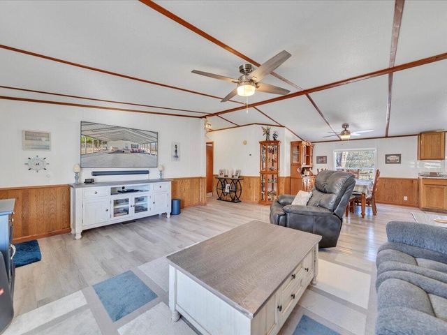 2039 Egg Farm RD, Patrick Springs, VA 24133