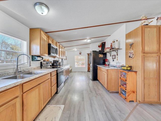 2039 Egg Farm RD, Patrick Springs, VA 24133