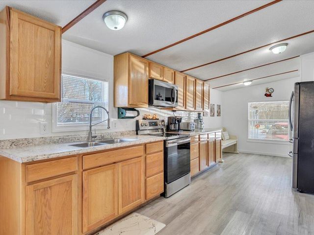 2039 Egg Farm RD, Patrick Springs, VA 24133