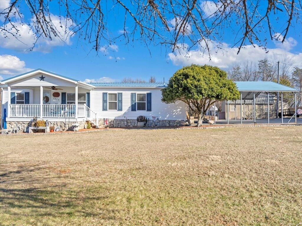 2039 Egg Farm RD, Patrick Springs, VA 24133