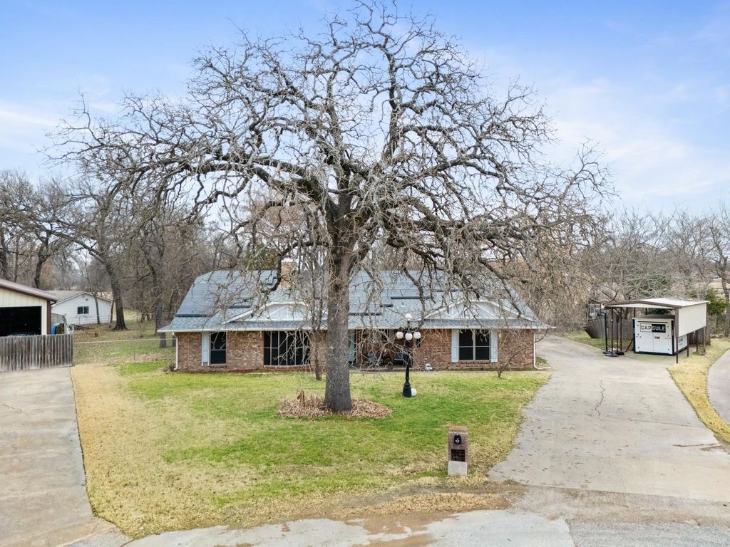 103 Cresendo Place, Joshua, TX 76058