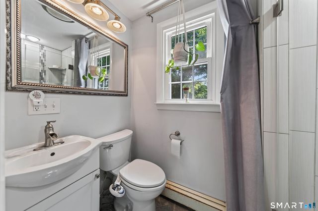215 West Pond Rd Extension, North Branford, CT 06471