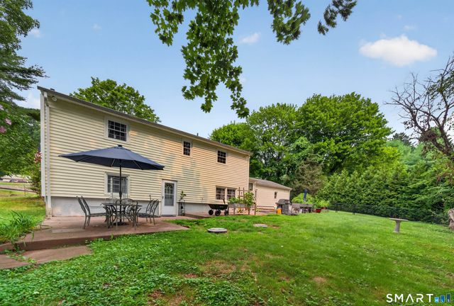 215 West Pond Rd Extension, North Branford, CT 06471