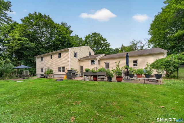 215 West Pond Rd Extension, North Branford, CT 06471