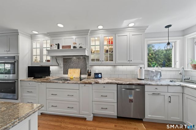 215 West Pond Rd Extension, North Branford, CT 06471