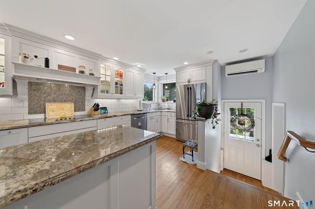 215 West Pond Rd Extension, North Branford, CT 06471