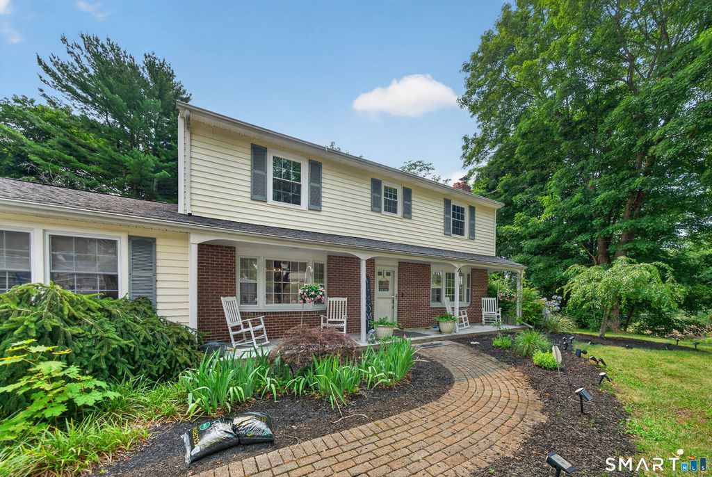 215 West Pond Rd Extension, North Branford, CT 06471