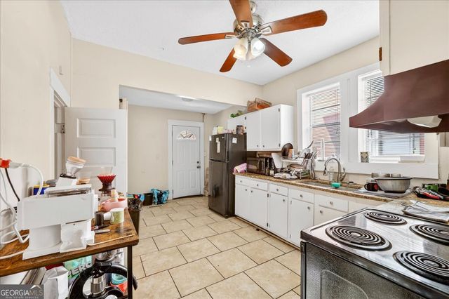 515 E Duffy Street, Savannah, GA 31401