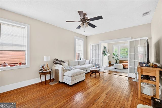 515 E Duffy Street, Savannah, GA 31401