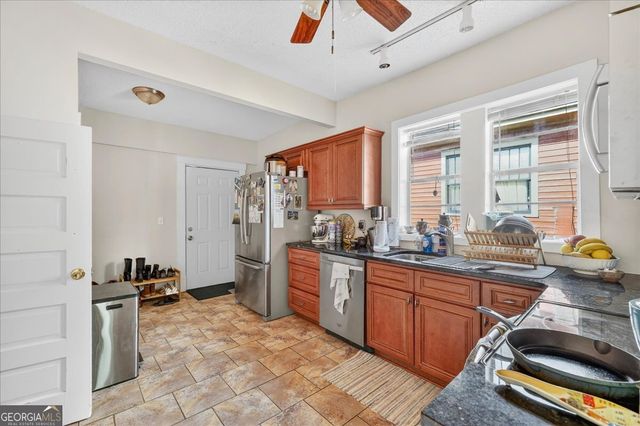 515 E Duffy Street, Savannah, GA 31401