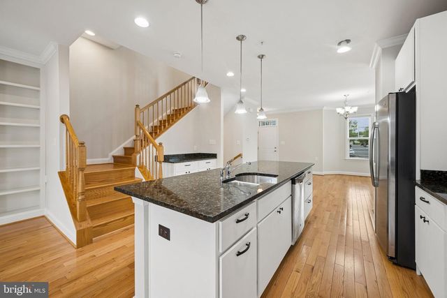 1142 HOLDEN RD, Frederick, MD 21701