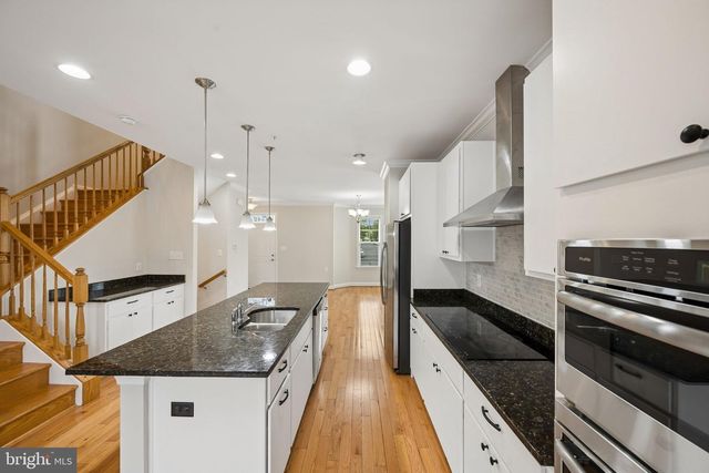 1142 HOLDEN RD, Frederick, MD 21701