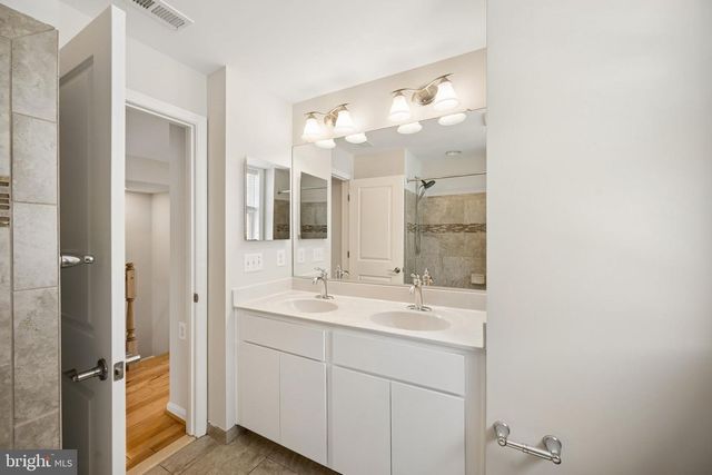 1142 HOLDEN RD, Frederick, MD 21701