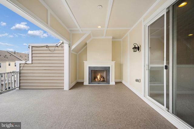 1142 HOLDEN RD, Frederick, MD 21701