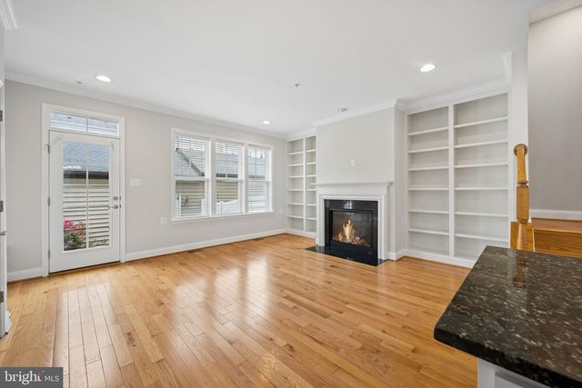 1142 HOLDEN RD, Frederick, MD 21701