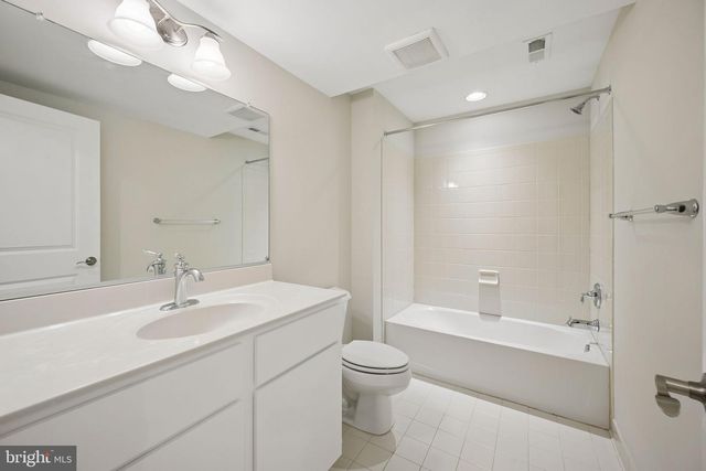 1142 HOLDEN RD, Frederick, MD 21701