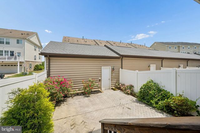 1142 HOLDEN RD, Frederick, MD 21701
