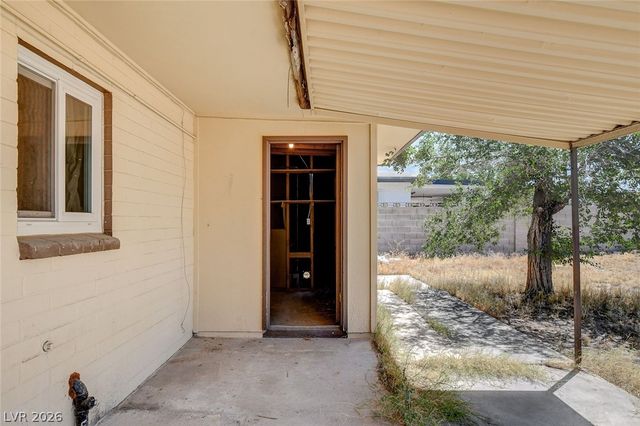 1209 Fay Boulevard, Las Vegas, NV 89108