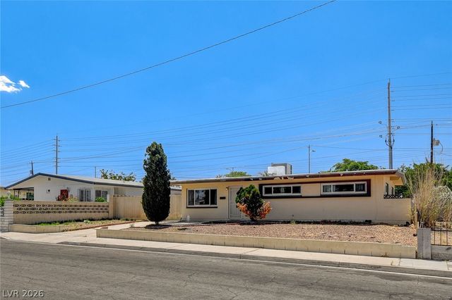 1209 Fay Boulevard, Las Vegas, NV 89108