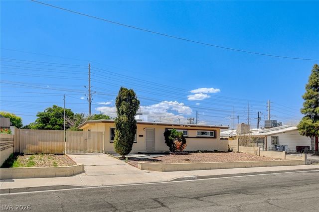 1209 Fay Boulevard, Las Vegas, NV 89108