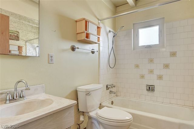 1209 Fay Boulevard, Las Vegas, NV 89108