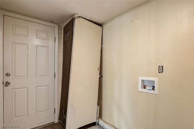 1209 Fay Boulevard, Las Vegas, NV 89108