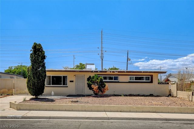 1209 Fay Boulevard, Las Vegas, NV 89108