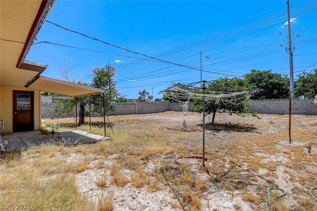 1209 Fay Boulevard, Las Vegas, NV 89108