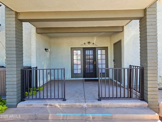 2315 W UNION HILLS Drive 108, Phoenix, AZ 85027