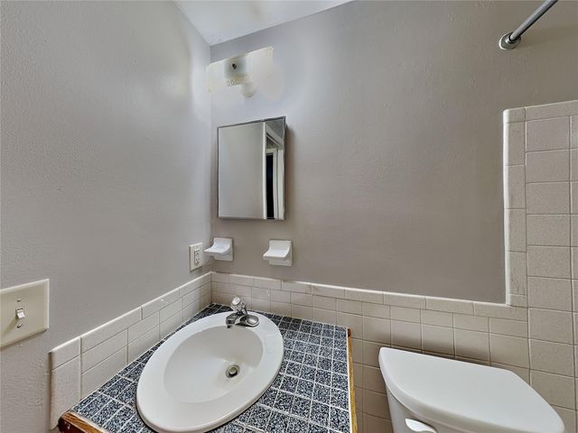 9610 N 12TH STREET B, Tampa, FL 33612
