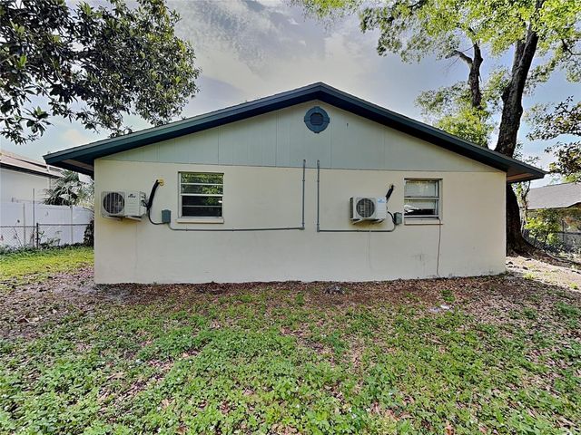 9610 N 12TH STREET B, Tampa, FL 33612
