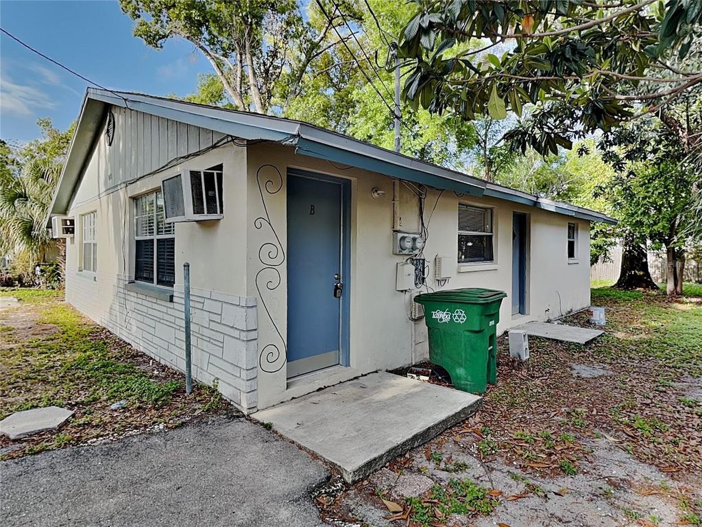 9610 N 12TH STREET B, Tampa, FL 33612