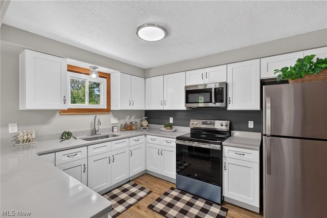 852 Phillips Road Northeast, Massillon, OH 44646