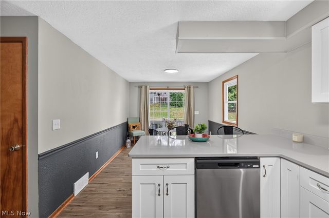 852 Phillips Road Northeast, Massillon, OH 44646