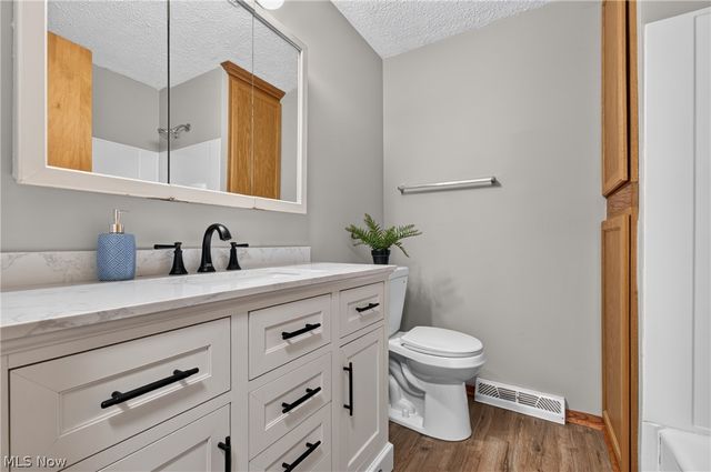 852 Phillips Road Northeast, Massillon, OH 44646