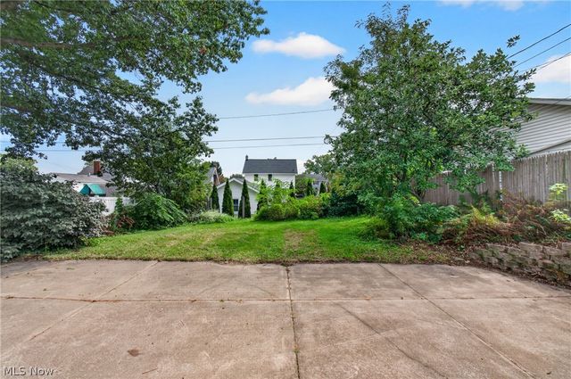 852 Phillips Road Northeast, Massillon, OH 44646