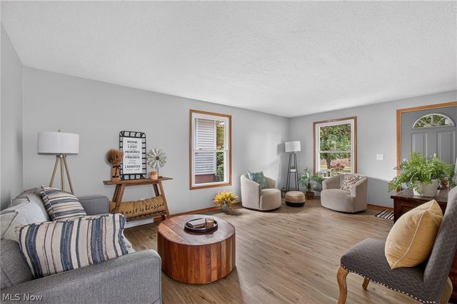 852 Phillips Road Northeast, Massillon, OH 44646