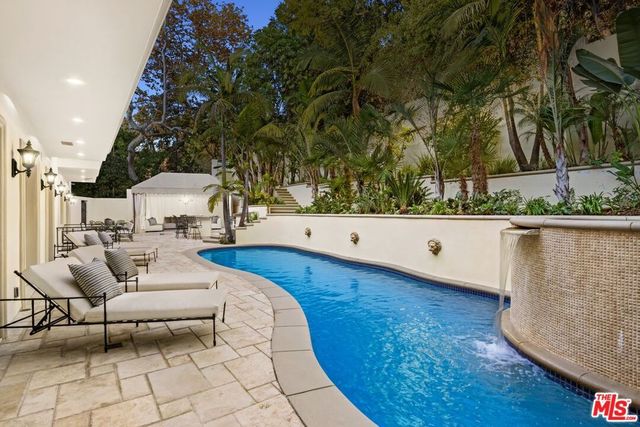1350 Benedict Canyon Drive, Beverly Hills, CA 90210