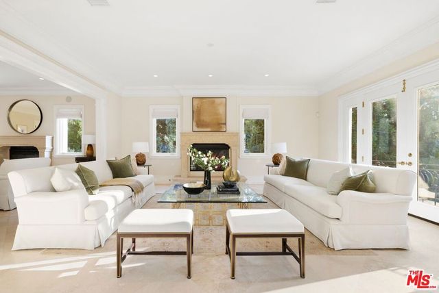 1350 Benedict Canyon Drive, Beverly Hills, CA 90210