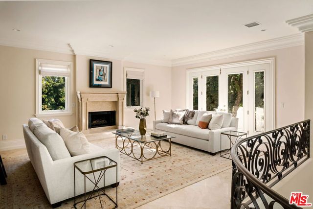 1350 Benedict Canyon Drive, Beverly Hills, CA 90210