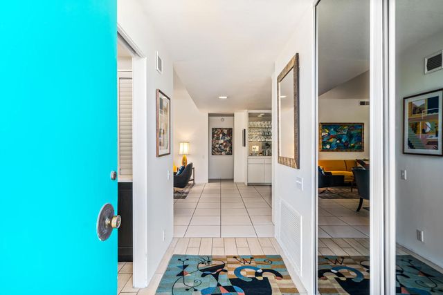 215 Desert Lakes Drive, Palm Springs, CA 92264